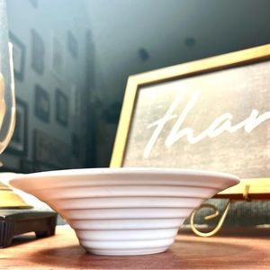 Mid century modern Hyalyn Pottery serving bowl